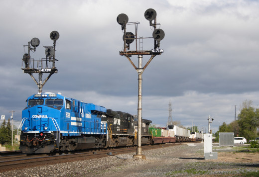 790568 (a): :2048x1402